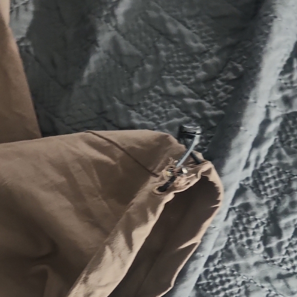 Jordan Beige Joggers with Logo - Picture 3 of 5